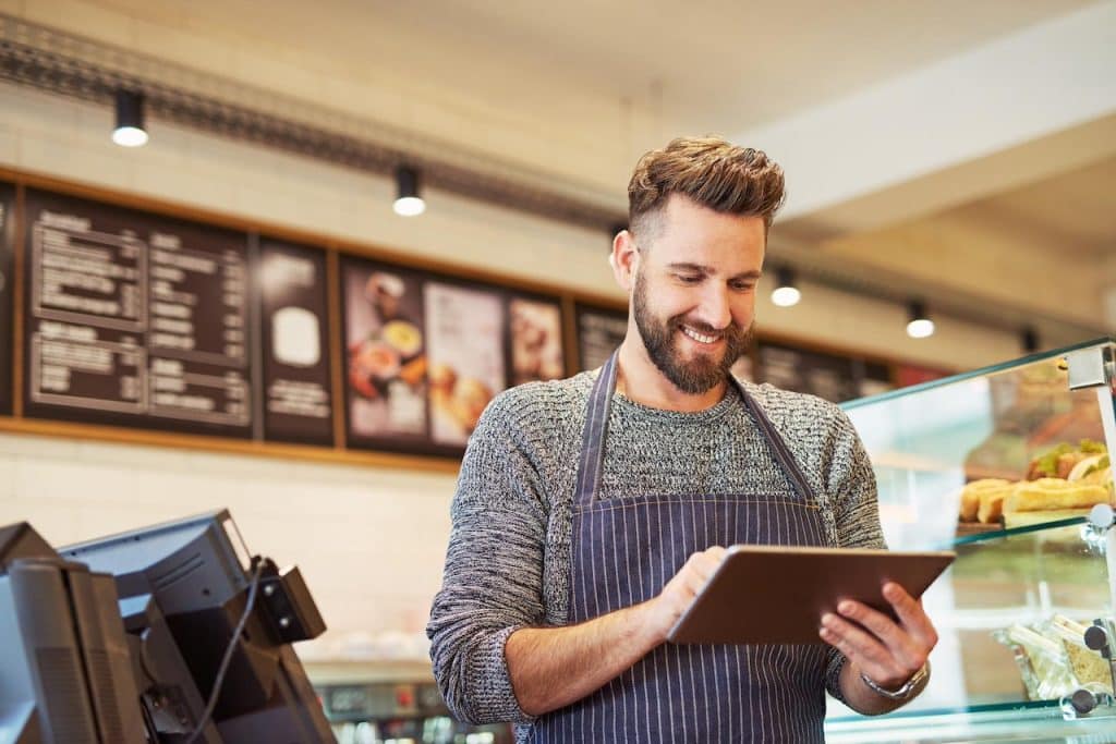 menu engineering strategies for improving restaurant margins